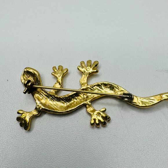 Vintage  Gold Toned Rhinestone Embellished Gecko Lizard Brooch Pin - Picture 3 of 4